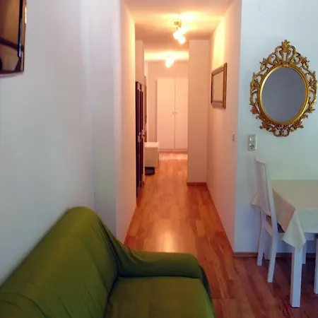בית הארחה Gaestehaus Anna