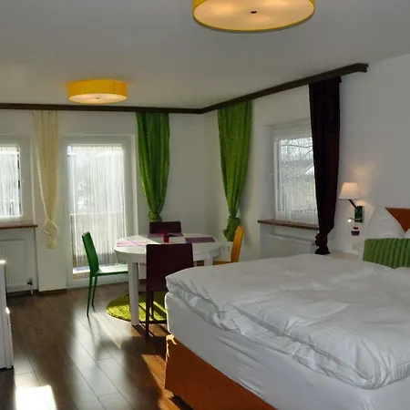 Penzion Gaestehaus Anna 3*