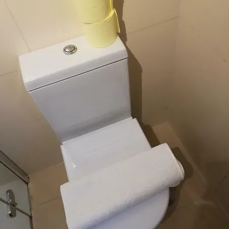 Gaestehaus Anna בית הארחה 3*